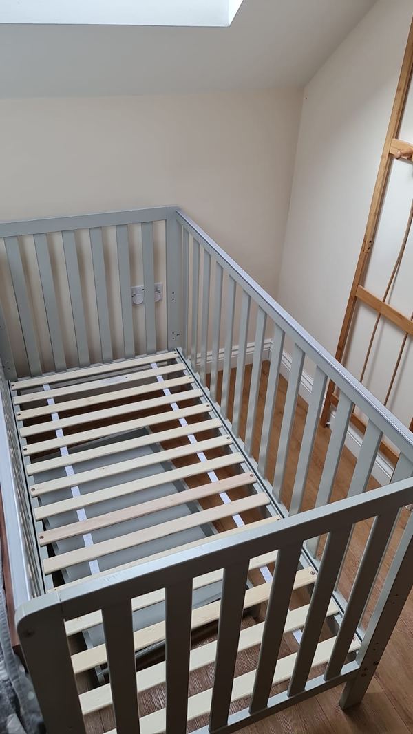 Baby cot assembled after a move